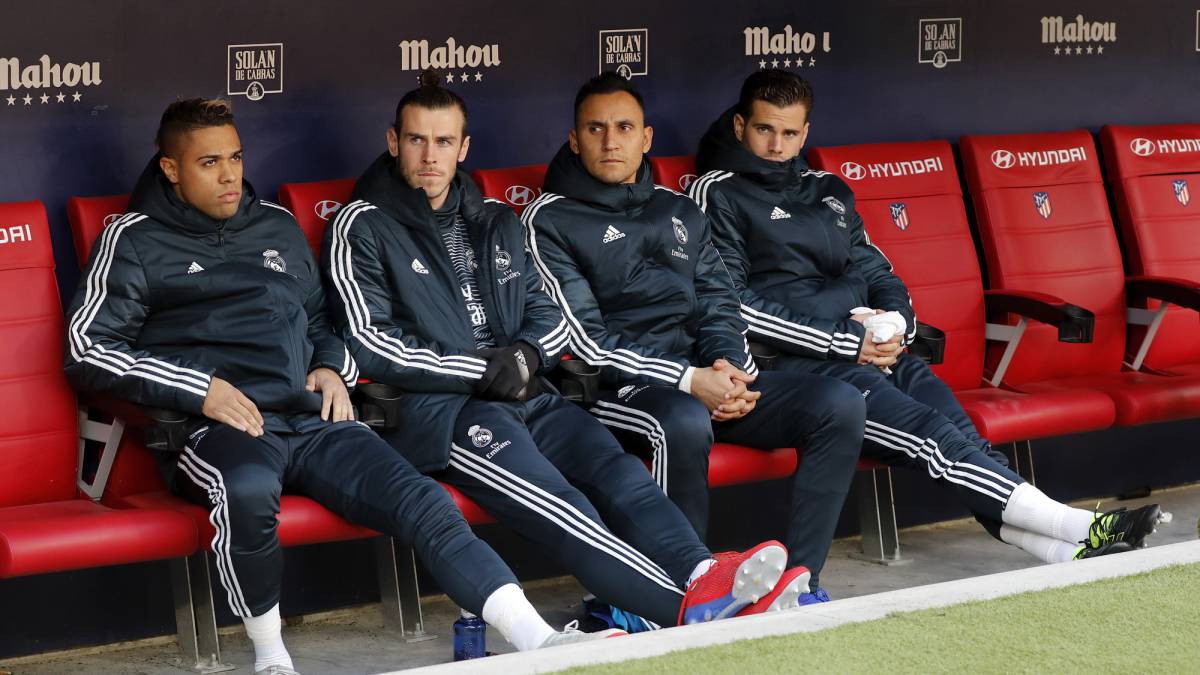 AC2A596D-CD59-4881-B8FE-B15DF1495AA3