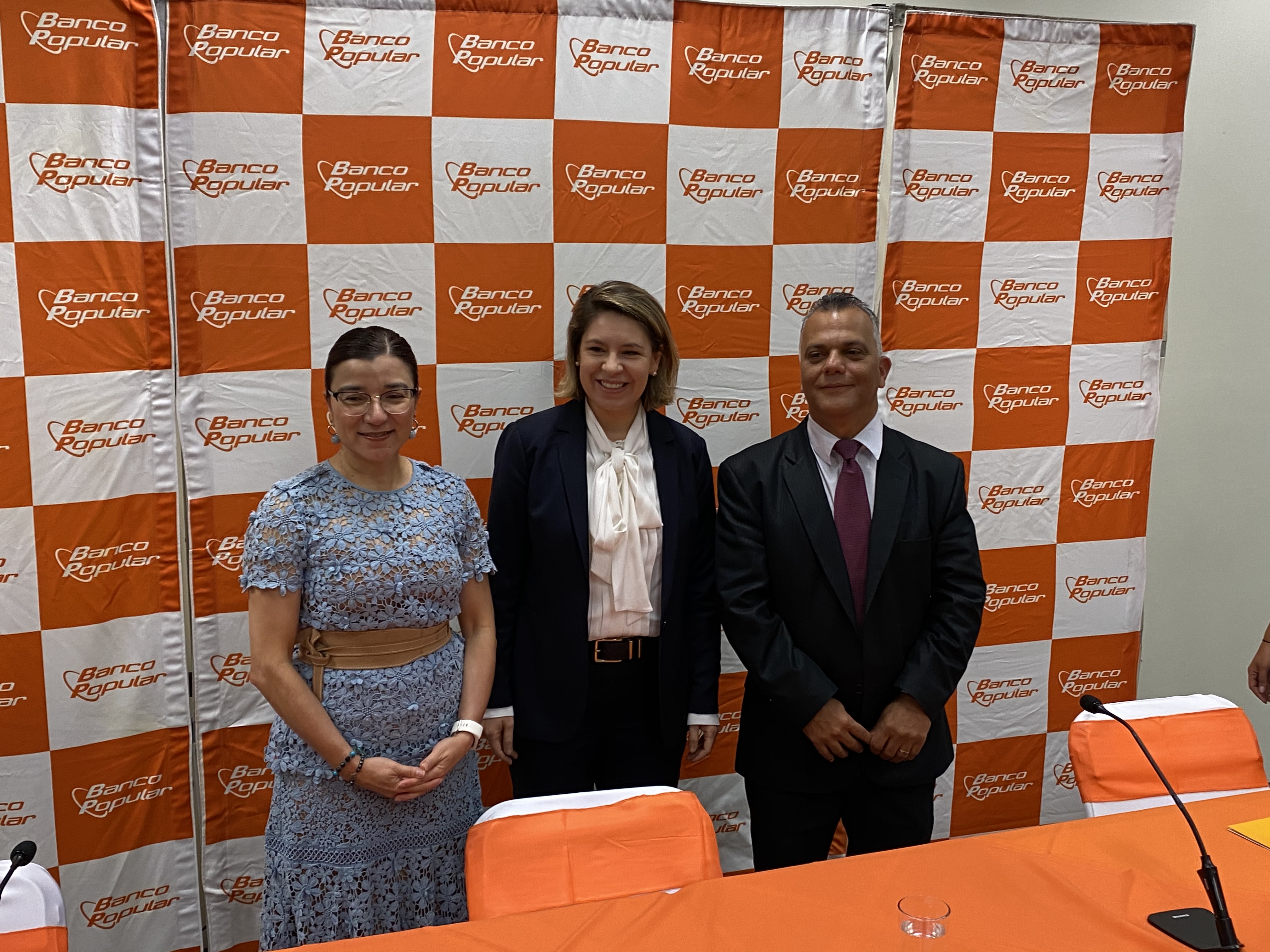 E4EAFCE1-217D-4F21-B404-6586FBBF33BE