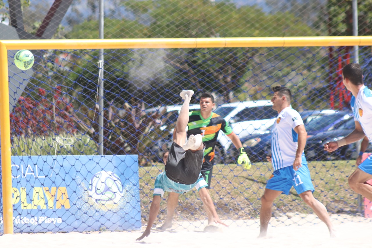 CF9DFAED-FDC3-41A4-834A-7128A2516613