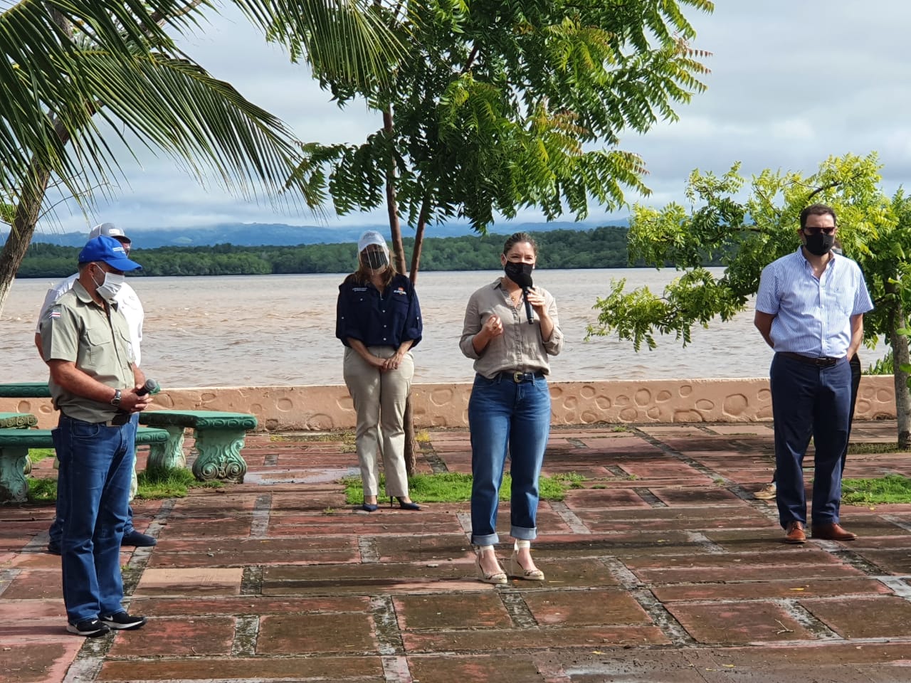 3E5392D7-E031-4CCA-983D-8BE2FA32DD78