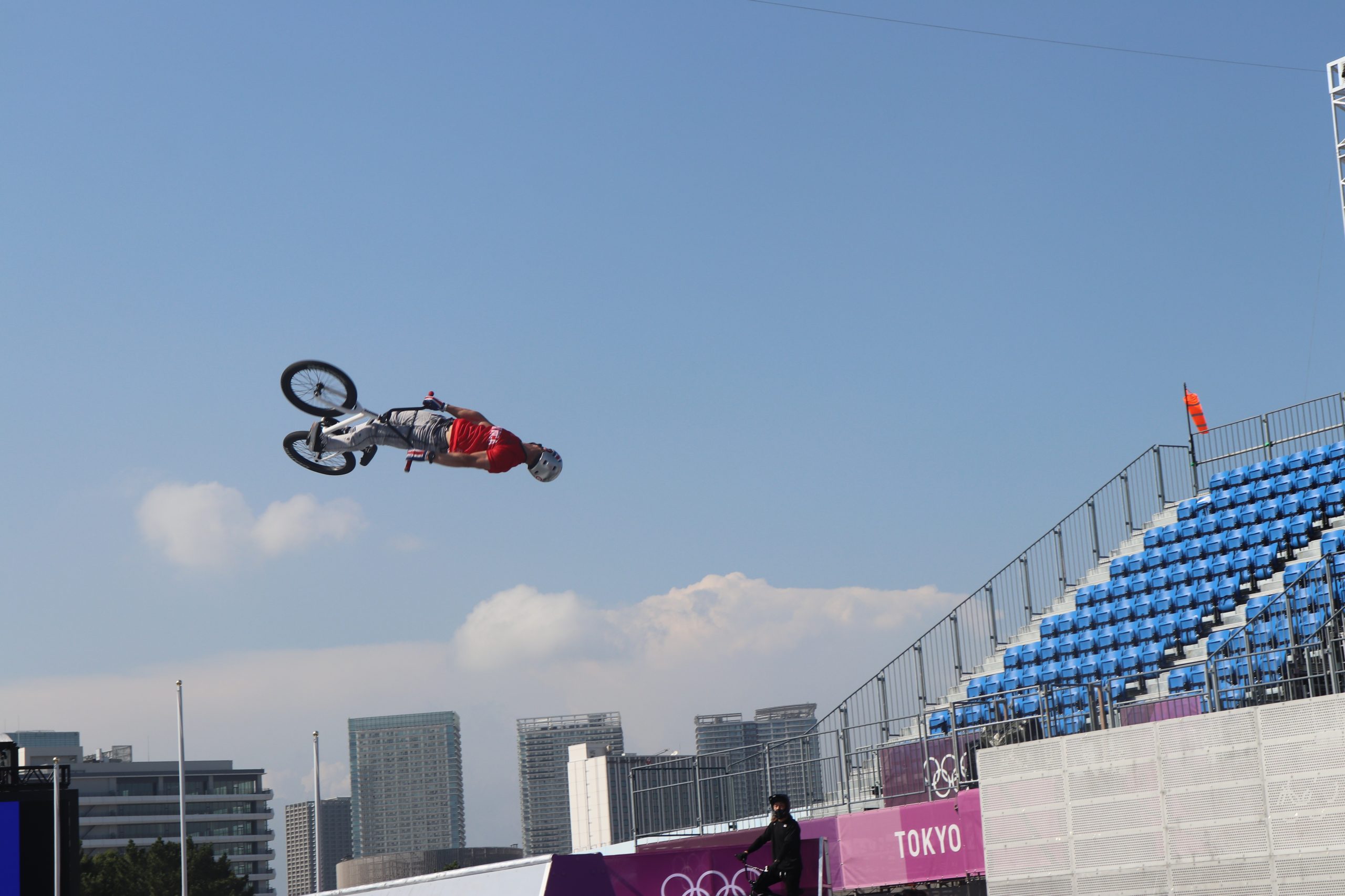 22790249-DEC4-488A-A2C3-F8D2AE834582