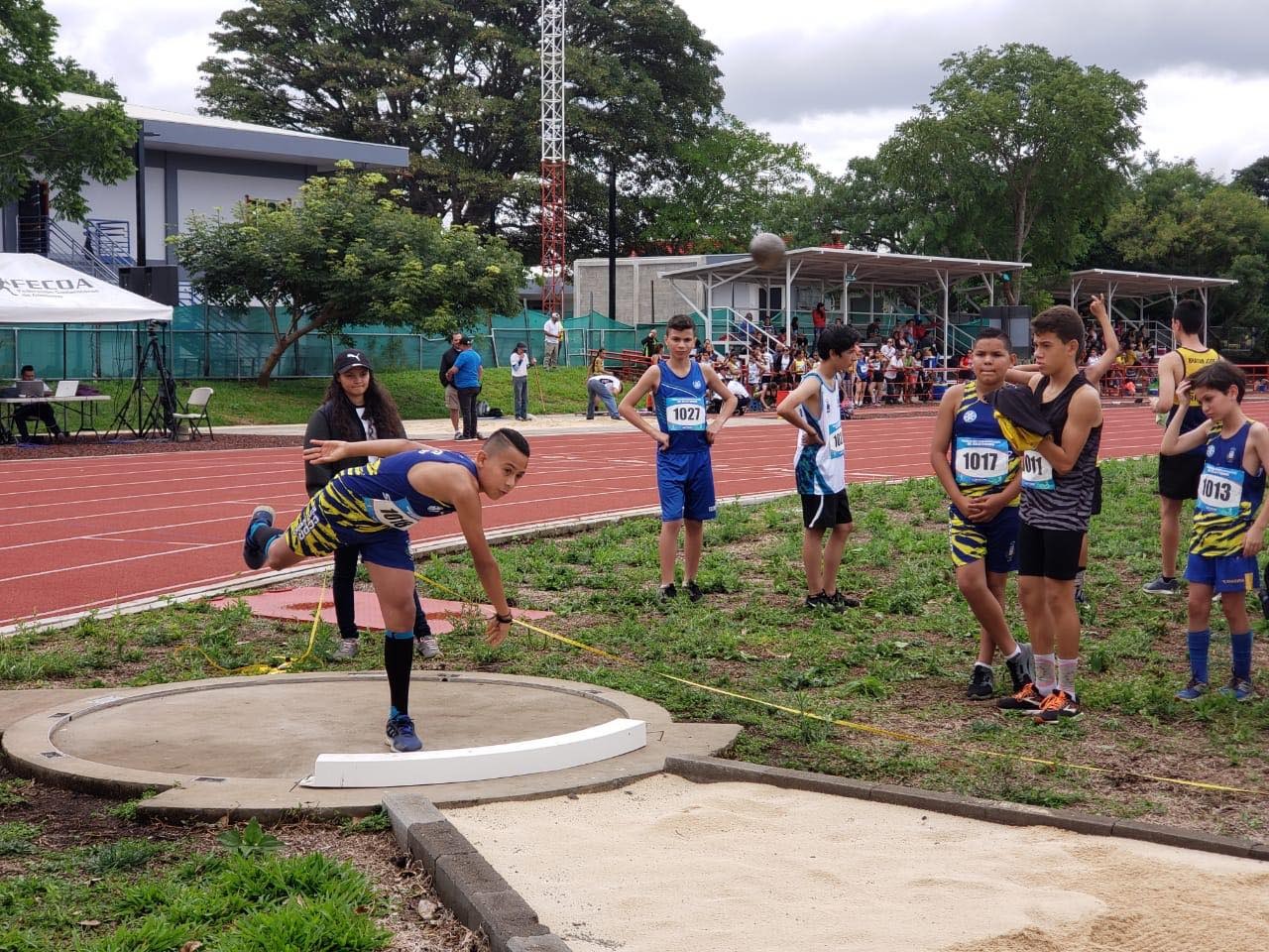 FC5952BD-90E6-4437-A37E-F20ACAFE3CDA